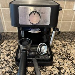 De’ Longhi Espresso Machine
