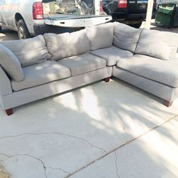 /////BEST OFFER ///////// 2 Piece Gray Sectional  Sofa Couch-DELIVERY AVAILABLE!!!!!!!!
