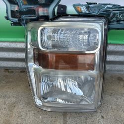 2008-2010 Ford F-250 Headlight Oem 