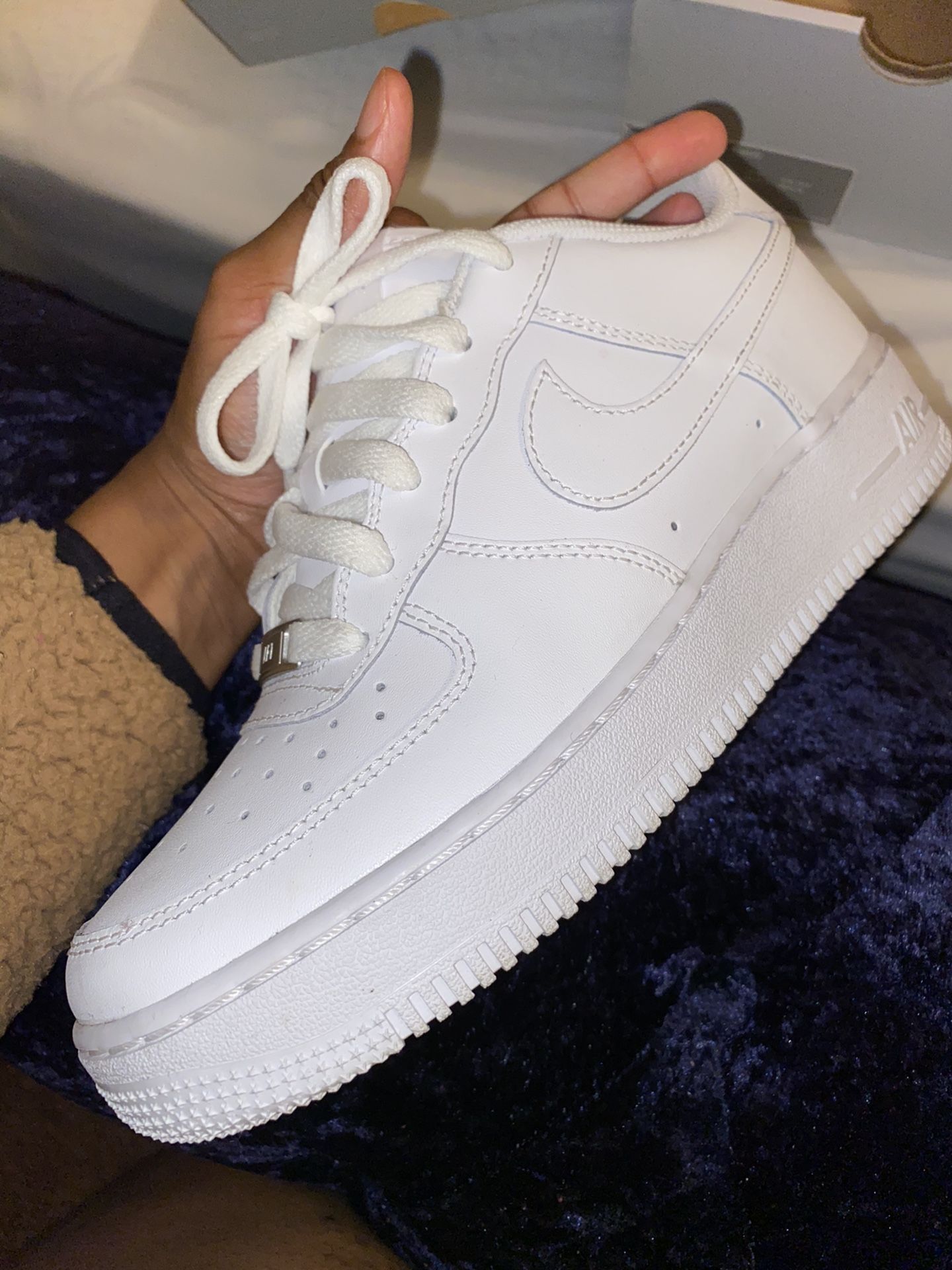 AF1 Gently Used $50 no creases 6.5 GS/ 8 women