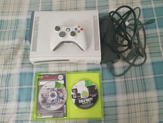 Xbox 360 White Arcade 