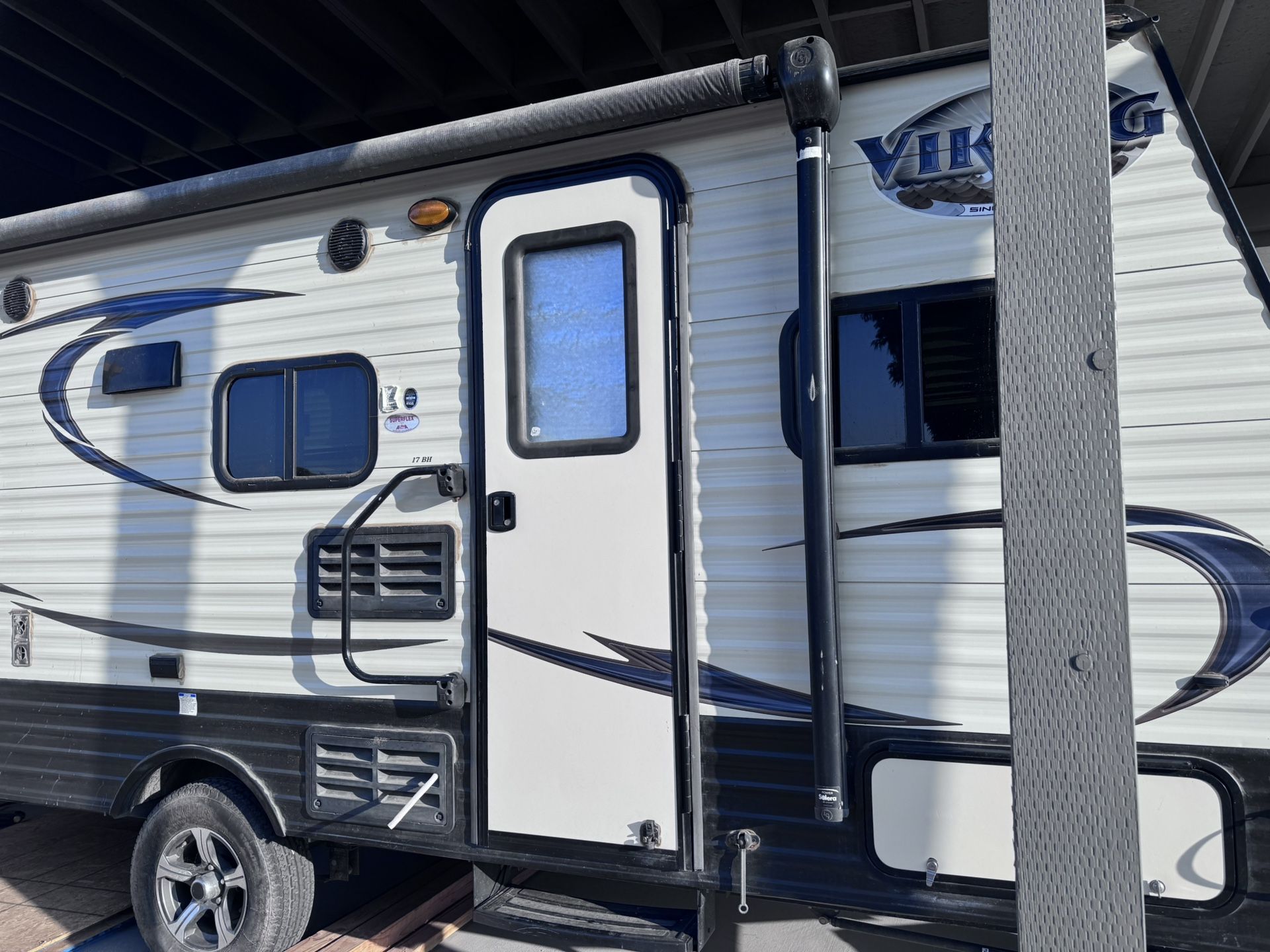 2018 Coach Viking 17BH Travel Trailer
