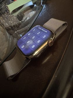 Apple Watch Series 8 44mm Stainless Steel