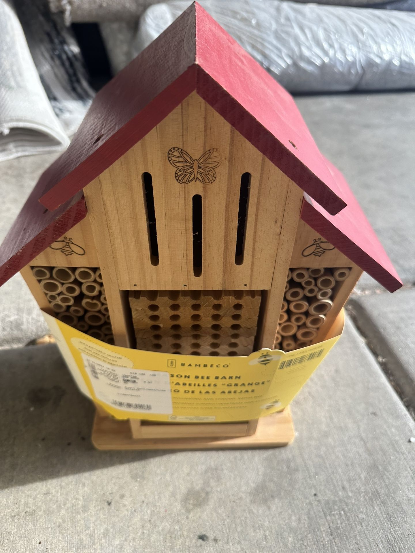 Bambeco Bee Barn