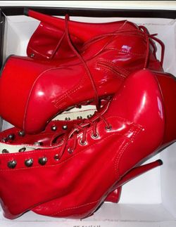 Heels 8womam
