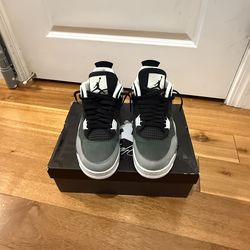 Retro Jordan 4 Fear size 11