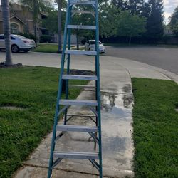 Werner 8ft  Fiberglass Ladder 80 FIRM NO LESS 