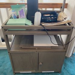 Baby Changing Table/ Cambiador Para Bebés 