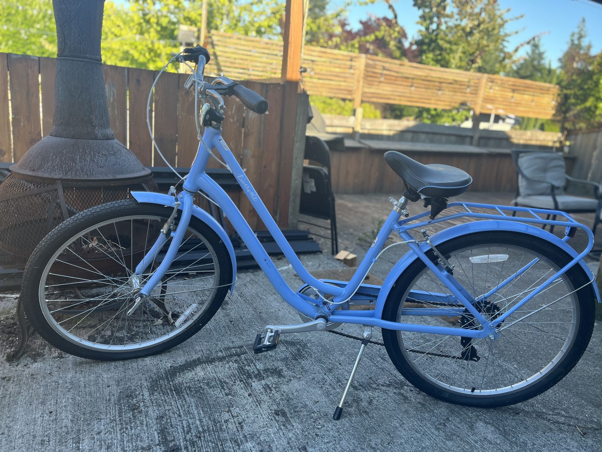 Schwinn 7 Speed Women Sky Blue Bike!
