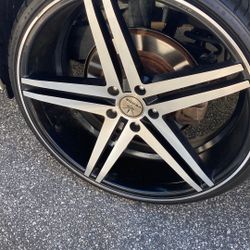 Gloss Black, And Machine VERDE 22” rims /with Tires 