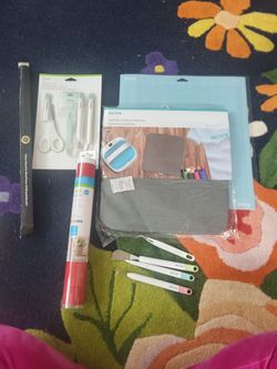Cricut bundle