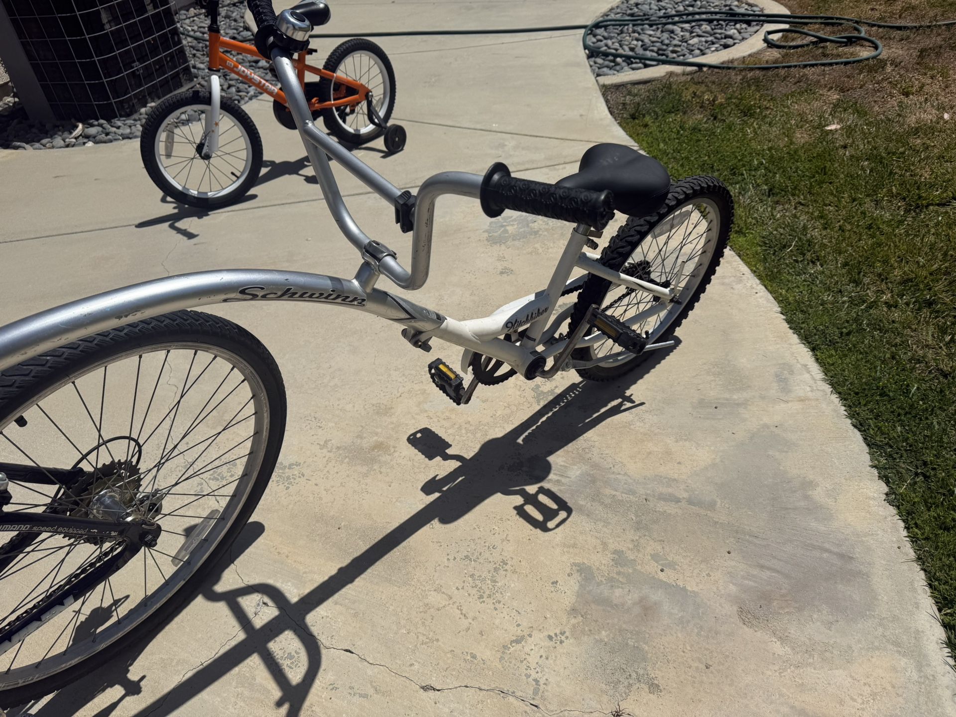Schwinn hybrid Bike And Kids schwinn Trailer
