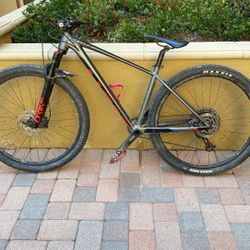 Scott Sale 970 Mountain Bike