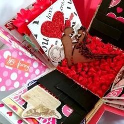 Valentines Day Explosion Picture Box