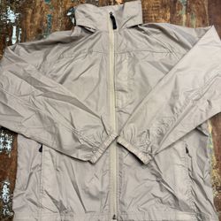 LL Bean 0AKC5  Windbreaker Rain Jacket Mens Size Medium Hooded Beige Nylon