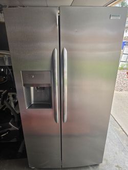 Frigidaire gallery fridge