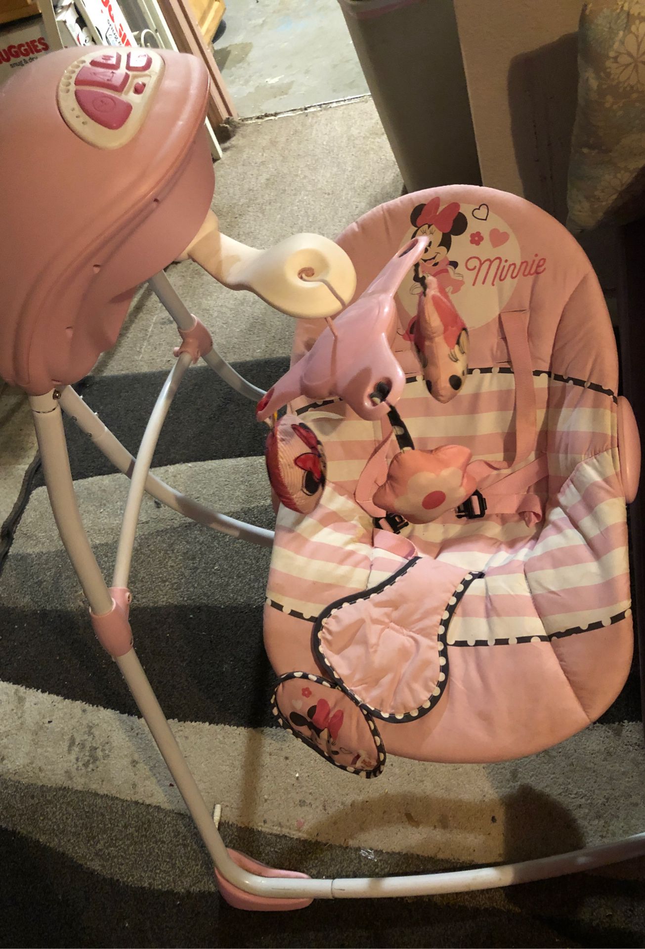Minnie Mouse baby swing