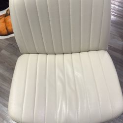 Wide Office Chair (cream)