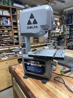 Delta 10" Band Saw, likely the Model 28-195
