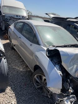 2016 honda insight for parts only