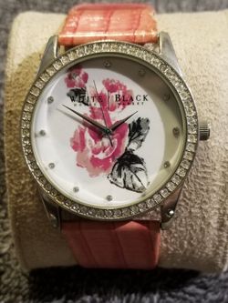 White House Black Market Give Hope Watch