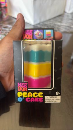 NeeDoh Peace O’ Cake Rainbow Squish- New Sealed Rare
