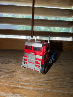 Transformers Studio Series Optimus Prime ROTB