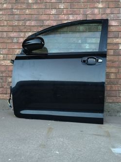 2011-2020 Toyota Sienna Front Left Door