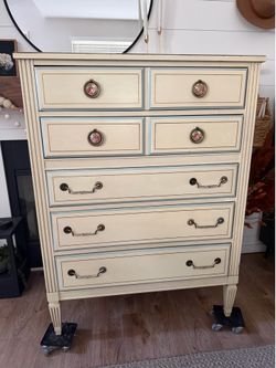 Dresser and desk set