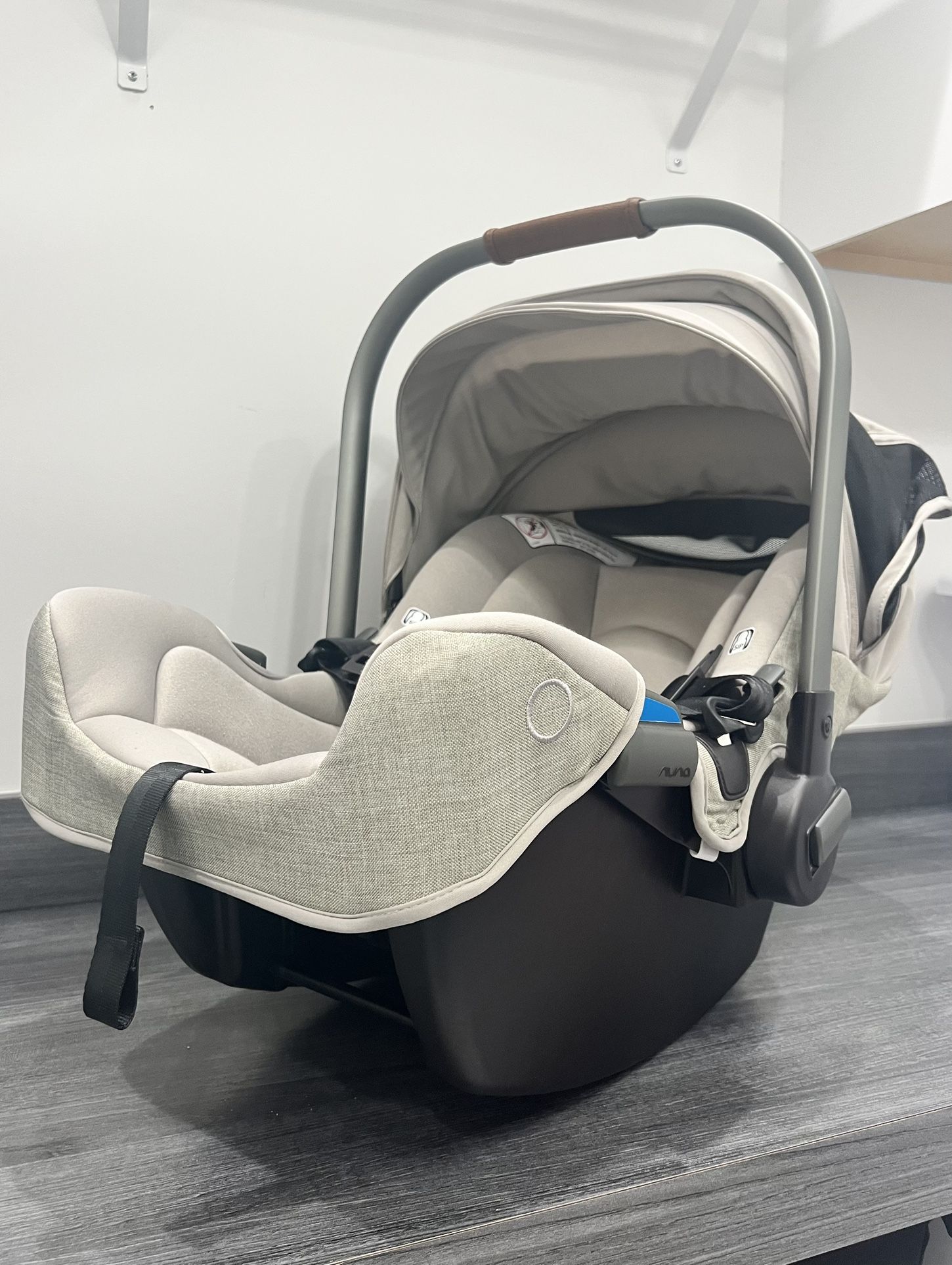 Nuna PIPA™ RX Infant Car Seat & Base