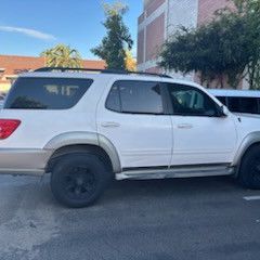 2003 Toyota Sequoia
