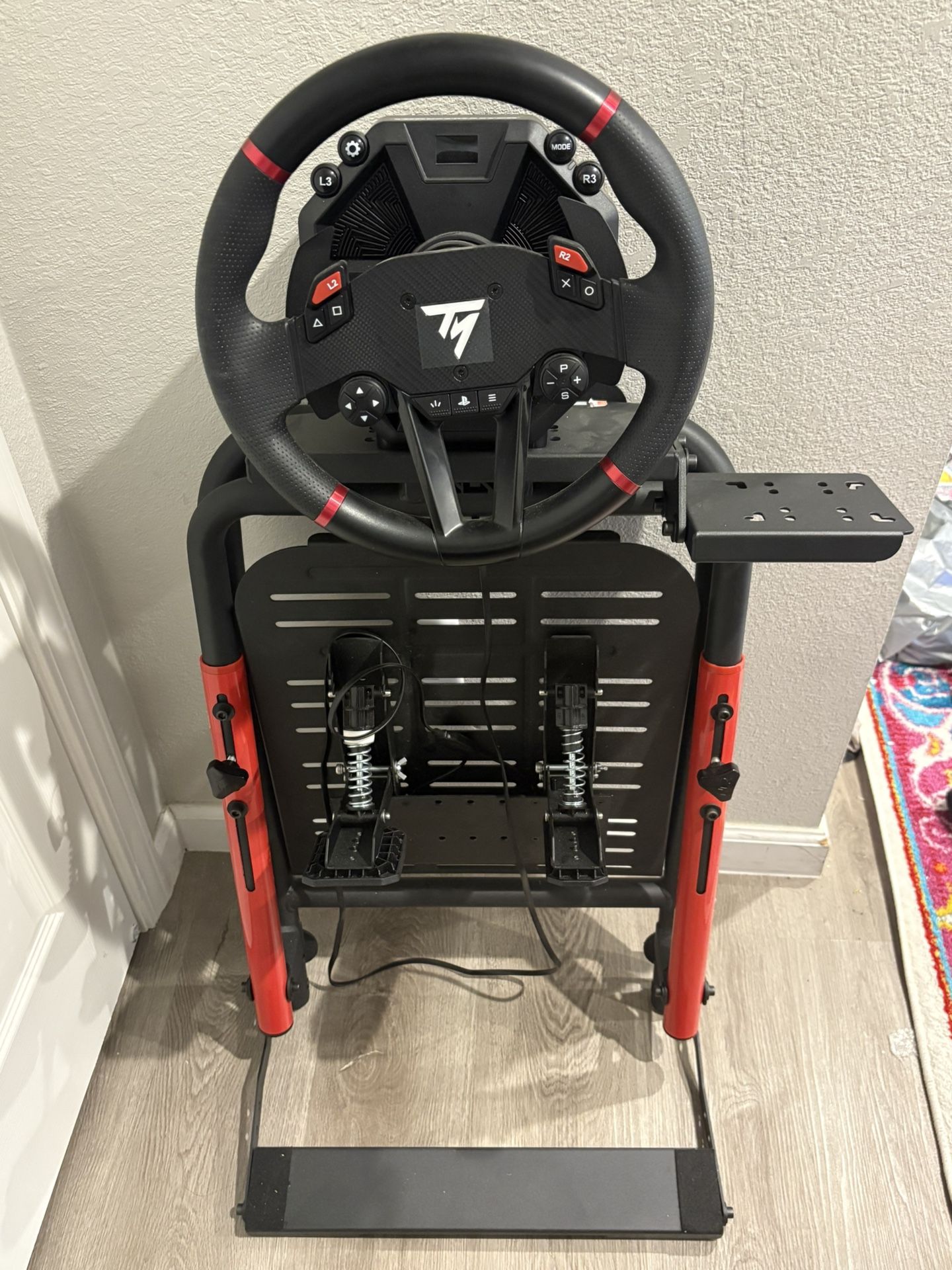 Sim racing wheel with wheel stand