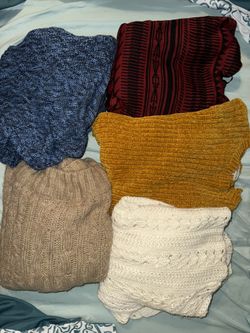 Women’s Knit Sweaters