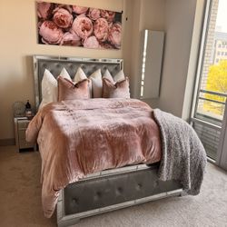 Queen Size Bed Silver Finish Panel Mirror Headboard Footboard Silver Velvet Upholstered Tufted with 5 Drawer Chest  