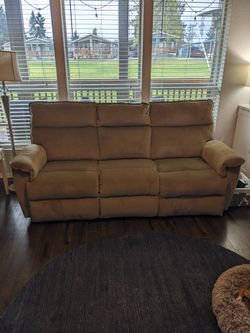 Lazy Boy Reclining Couch