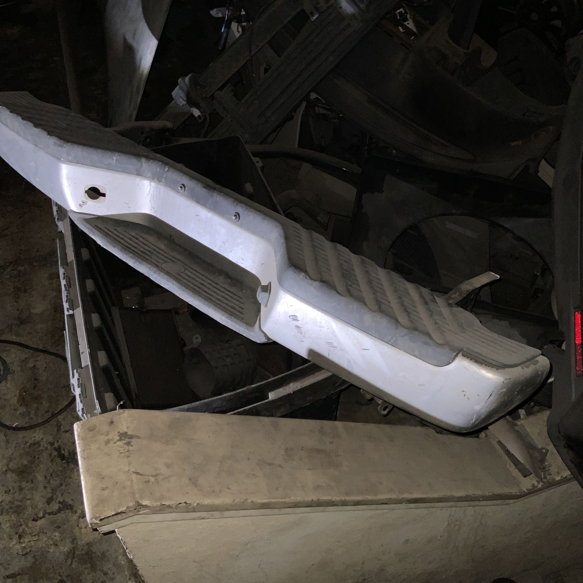 Nissan Frontier Rear Bumper (2002)