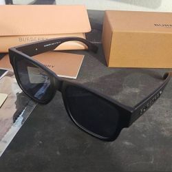 BURBERRY SUNGLASSES