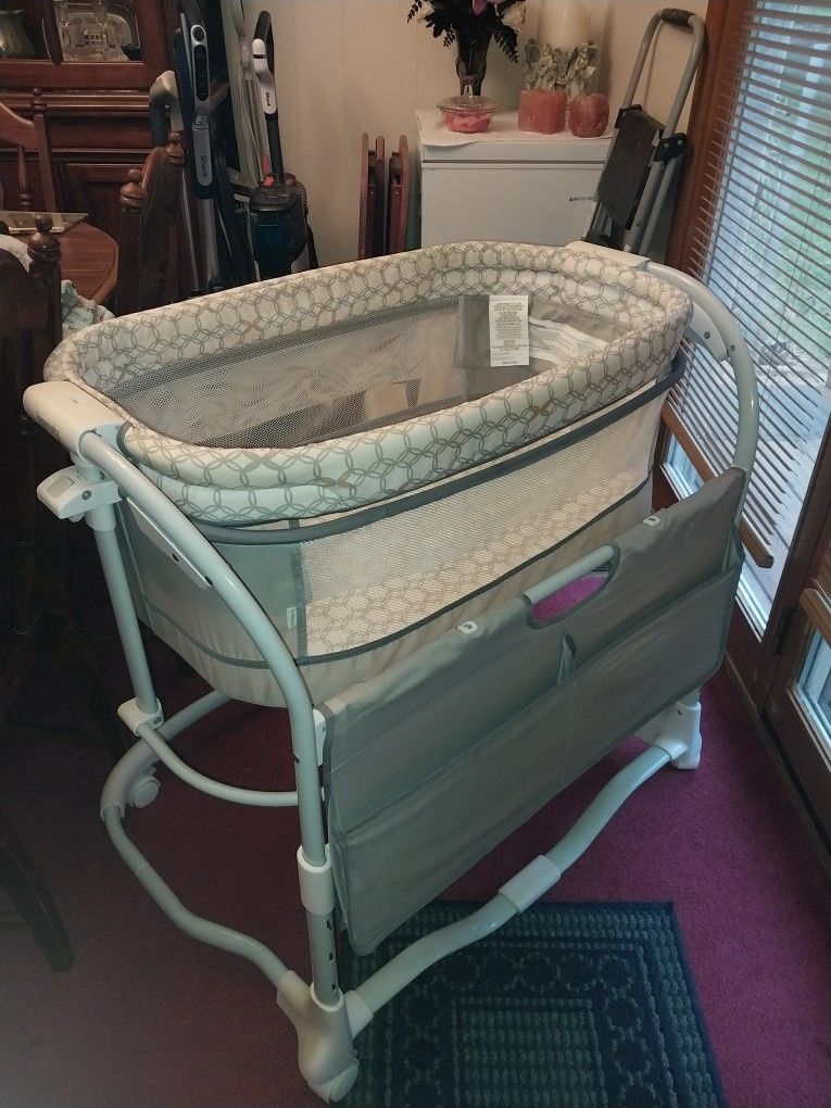 Ingenuity Bassinet