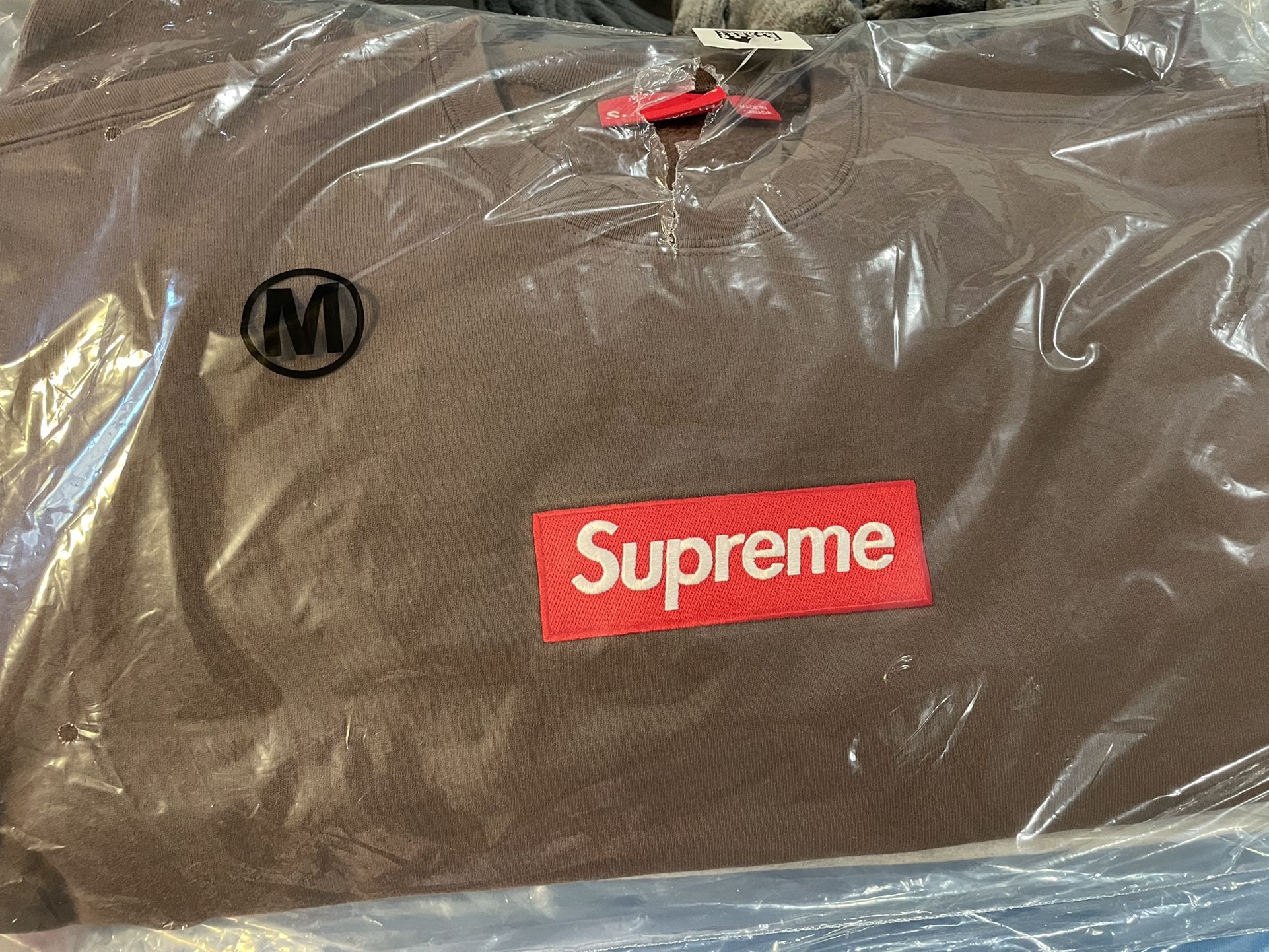 Supreme Box Logo Crewnecks FW22 with receipt