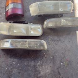 2000 Silverado Lt Tail And Headlights All 40$