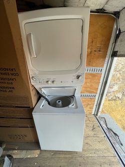 Washer dryer stackable