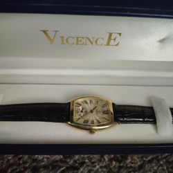 Vicence Milor 14kt gold 