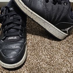 Women's Shoes ADIDAS, Jordan's, Boots 