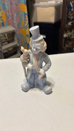 Hobo clown porcelain figure