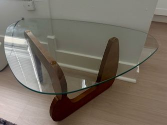 Coffee table - 50 OBO - QUICK SALE
