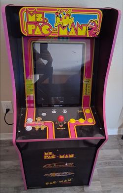 Pacman arcade machine