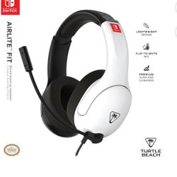 New Turtle Beach Airlite™ Fit Wired White and Black Gaming Headset Flip To Mute.