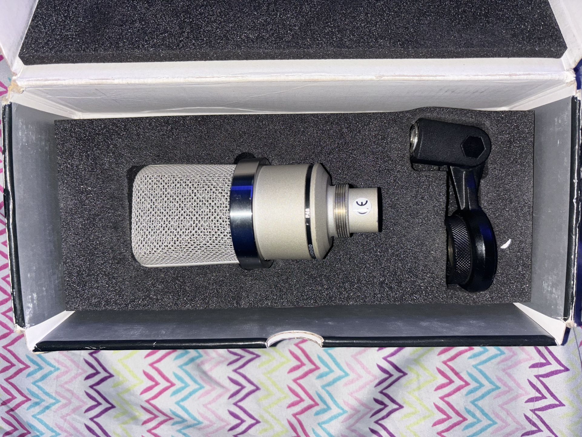 Neumann TLM 102 Silver