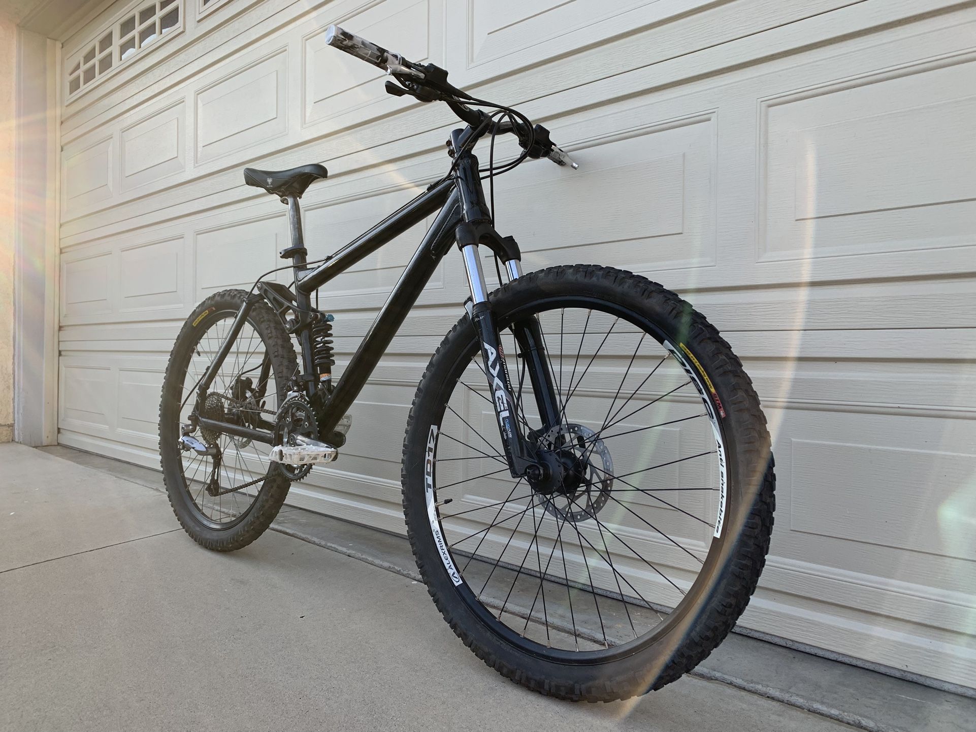 Raleigh Hydraulic Disc Full Suspension Mountain Bike - Medium