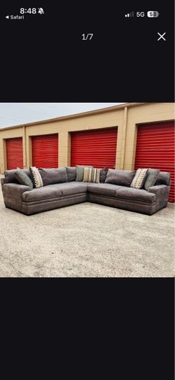 Gray Fabric L-Shaped Sectional Sofa